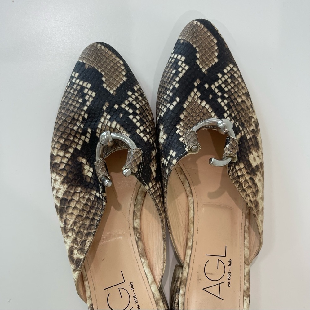 AGL Snake Print Flat Loafer with Round Medal Decoration Size 40 - Picture 6 of 8